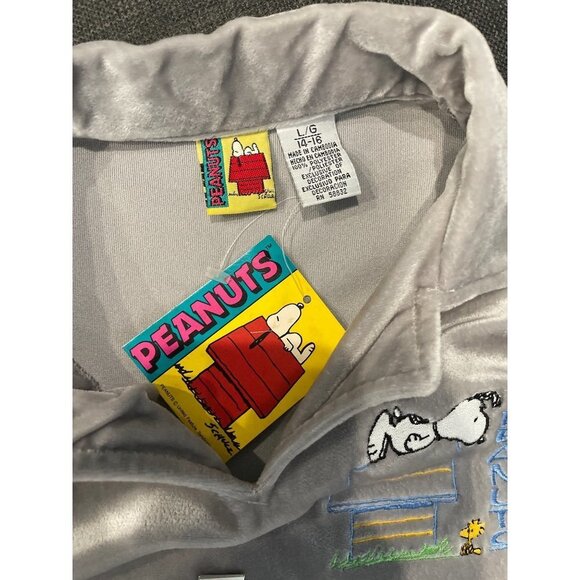 Peanuts NWT Kids’ Snoopy Pullover Velour Gray Collared Long Sleeve Shirt - Picture 7 of 7